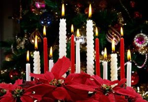 Christmas-Candles-Decorating-Ideas